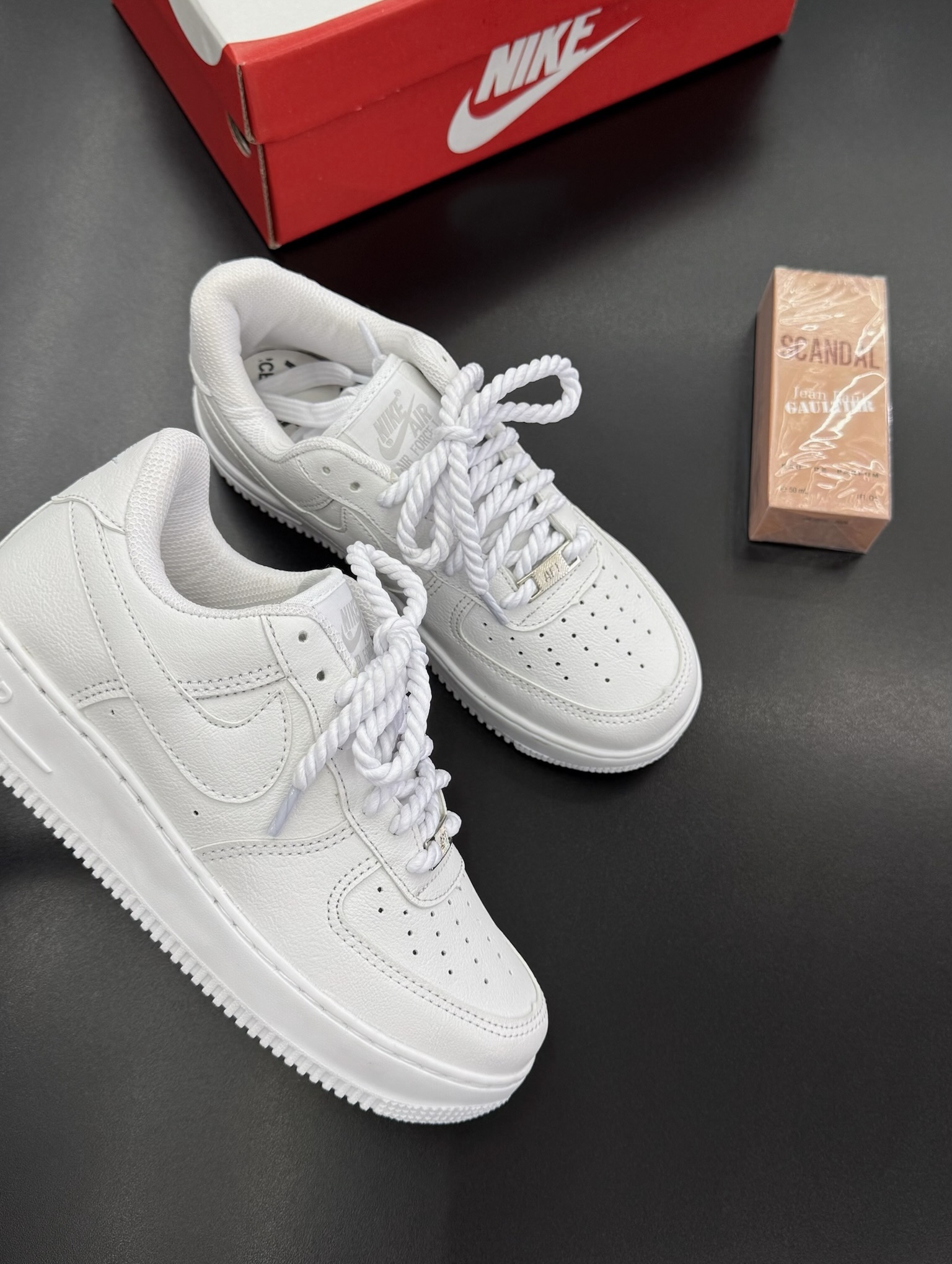Nike Air Force 1 Premium