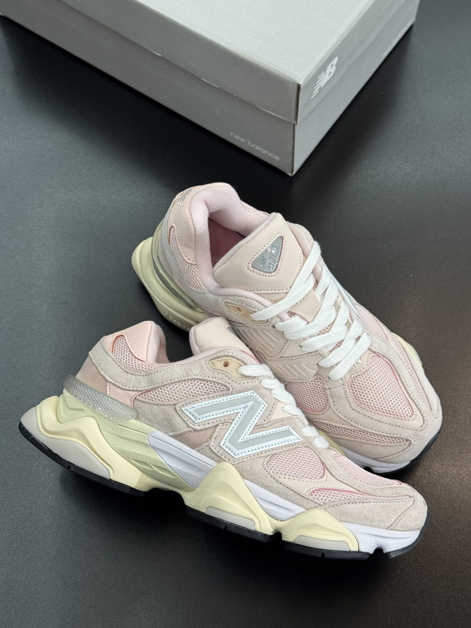 New Balance 9060 Importado