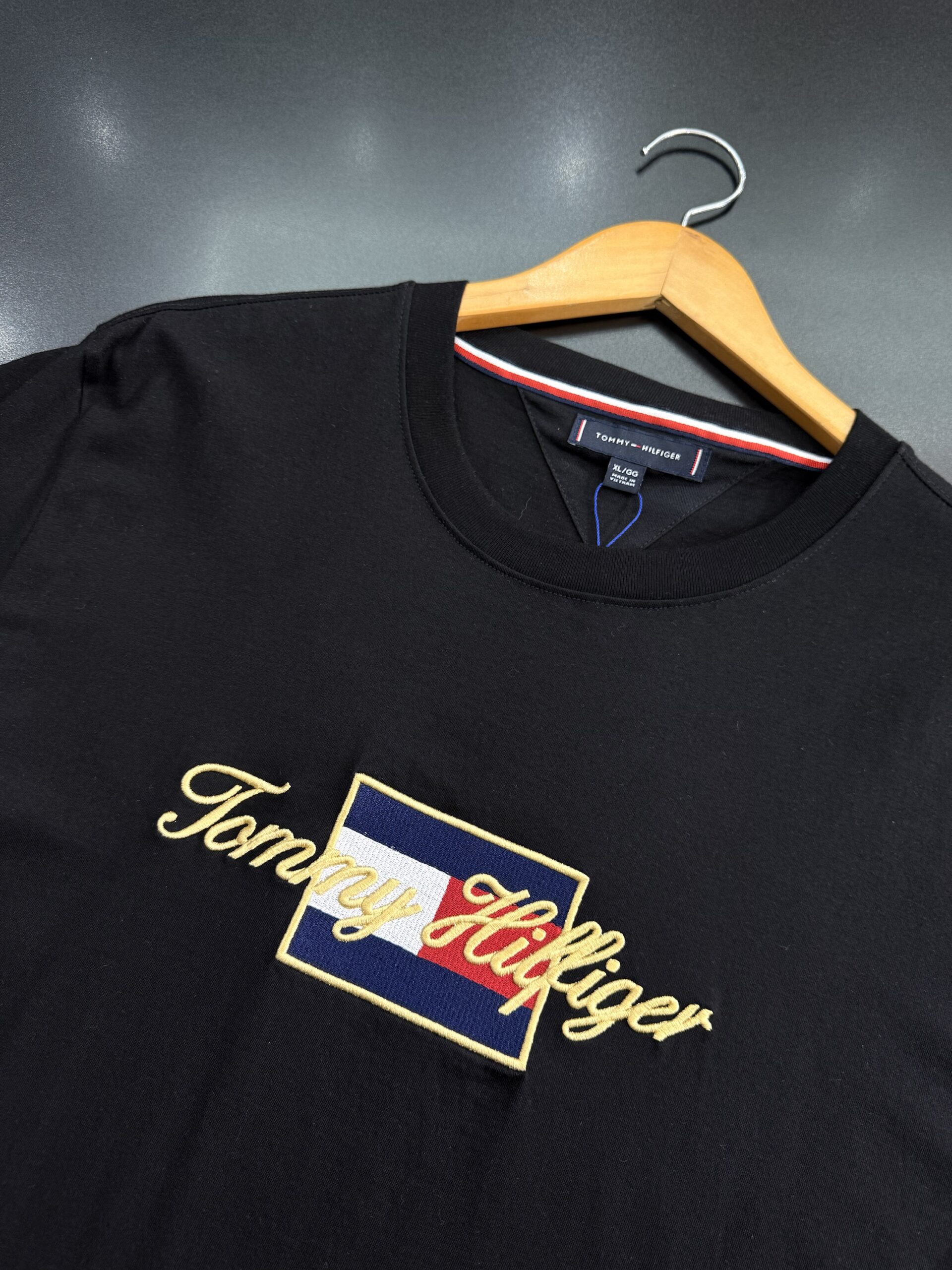 Tommy Hilfiger Importada