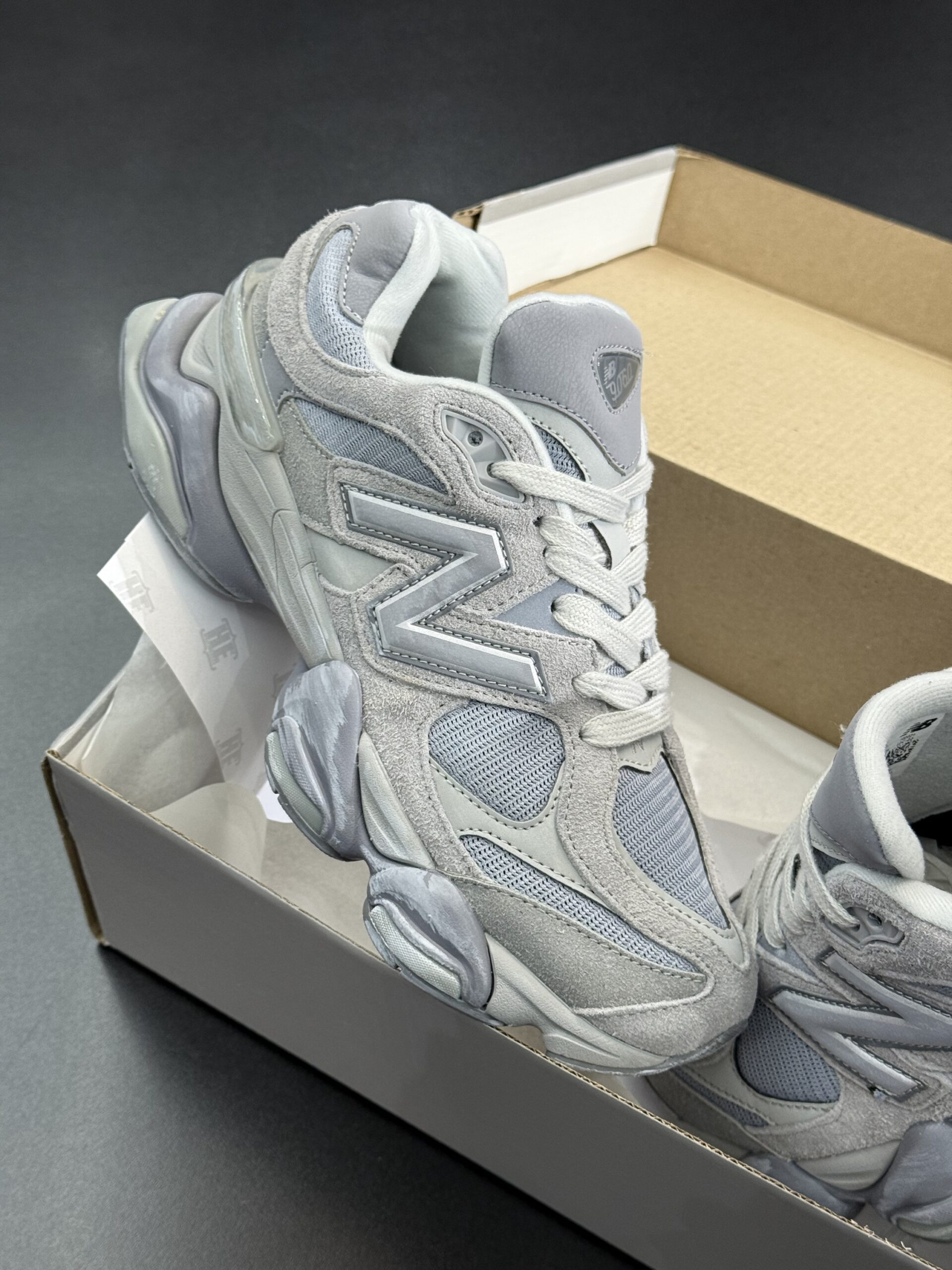 New Balance 9060 Importado