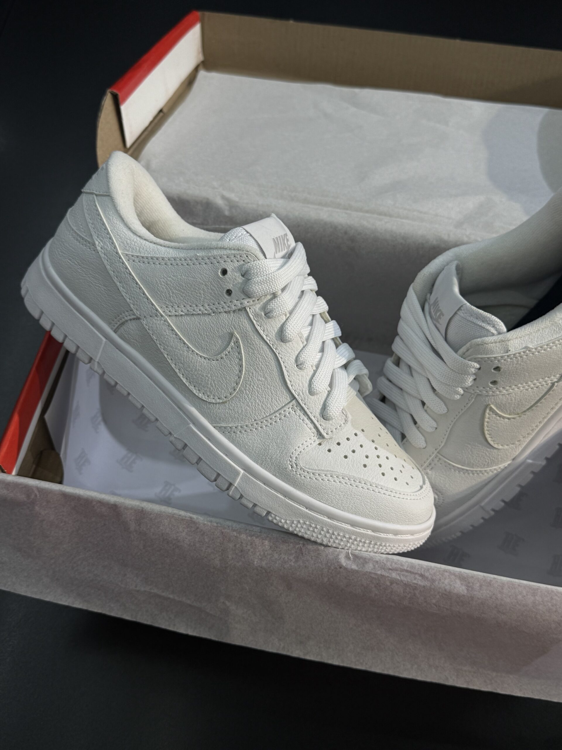 Dunk Low White Premium