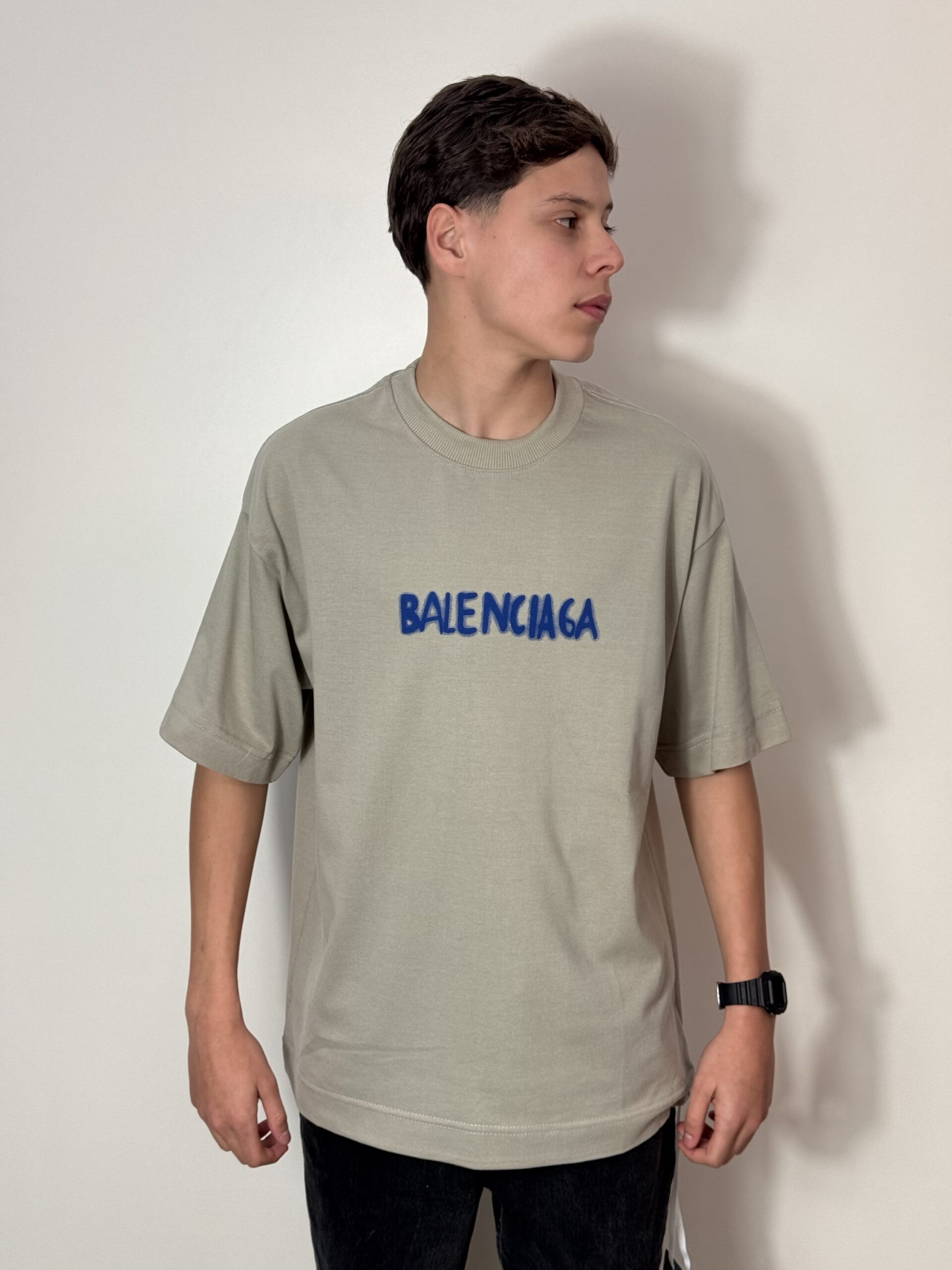 Oversized Balenciaga Premium